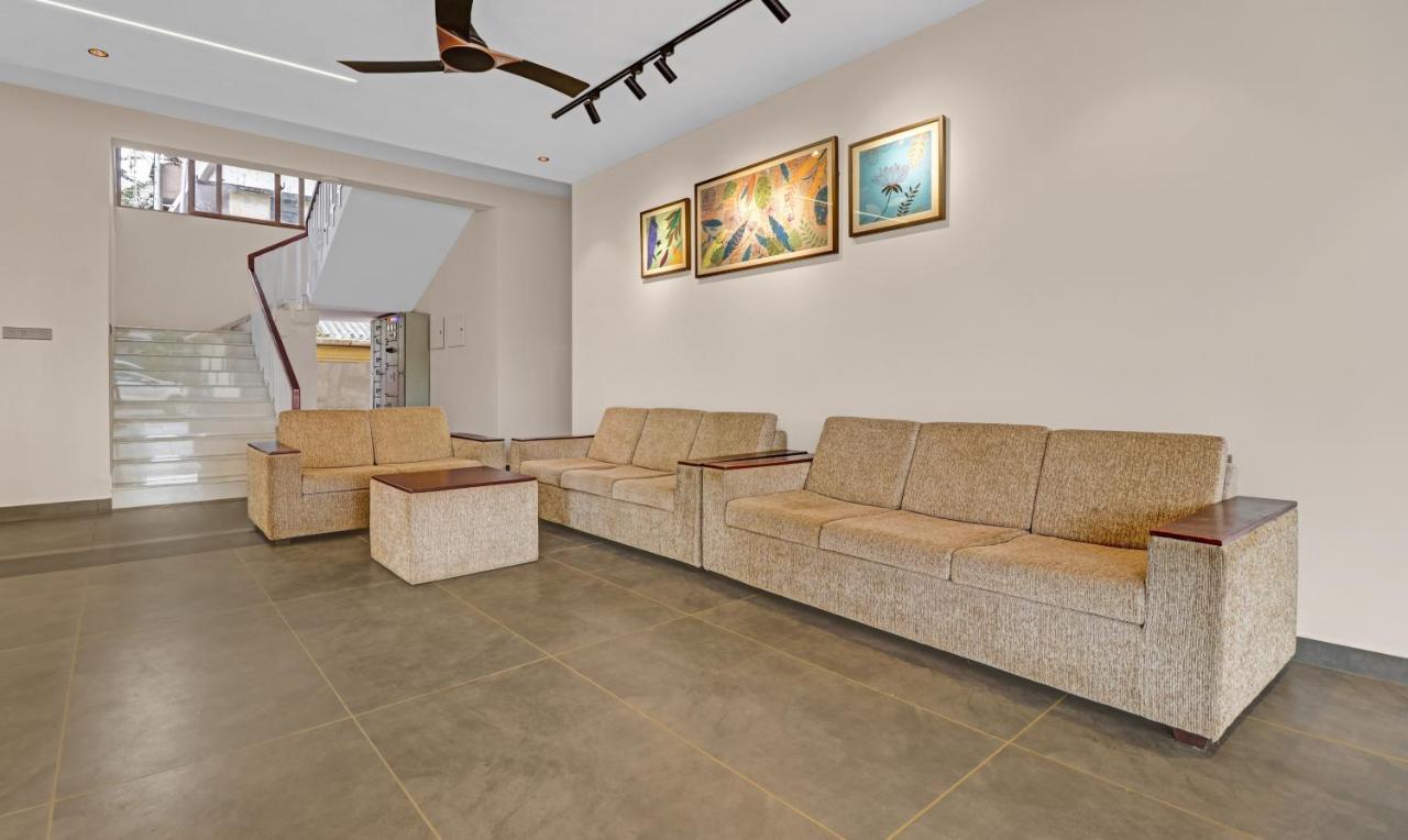 Treebo Grand Vistara Airport Suites Kochi 외부 사진